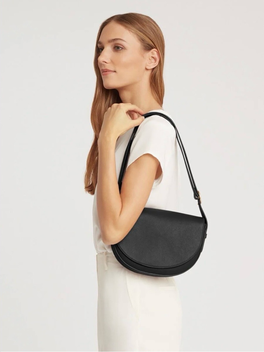 Cuyana Half Moon Shoulder Bag - Black
